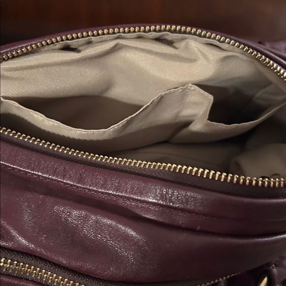 Coach Super Soft Burgundy Leather Handbag with removable shoulder strap - Picture 7 of 15